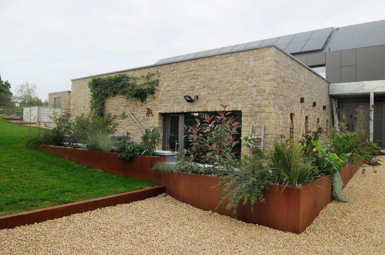 Bed and Breakfast Sur Le Tige Hamois Esterno foto