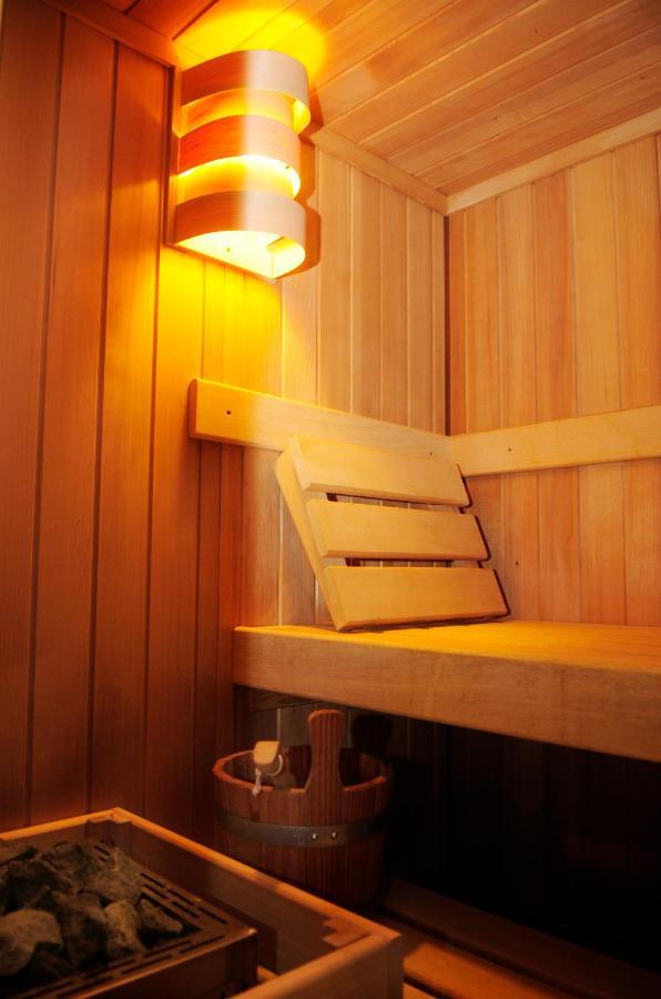 Bed and Breakfast Sur Le Tige Hamois Esterno foto
